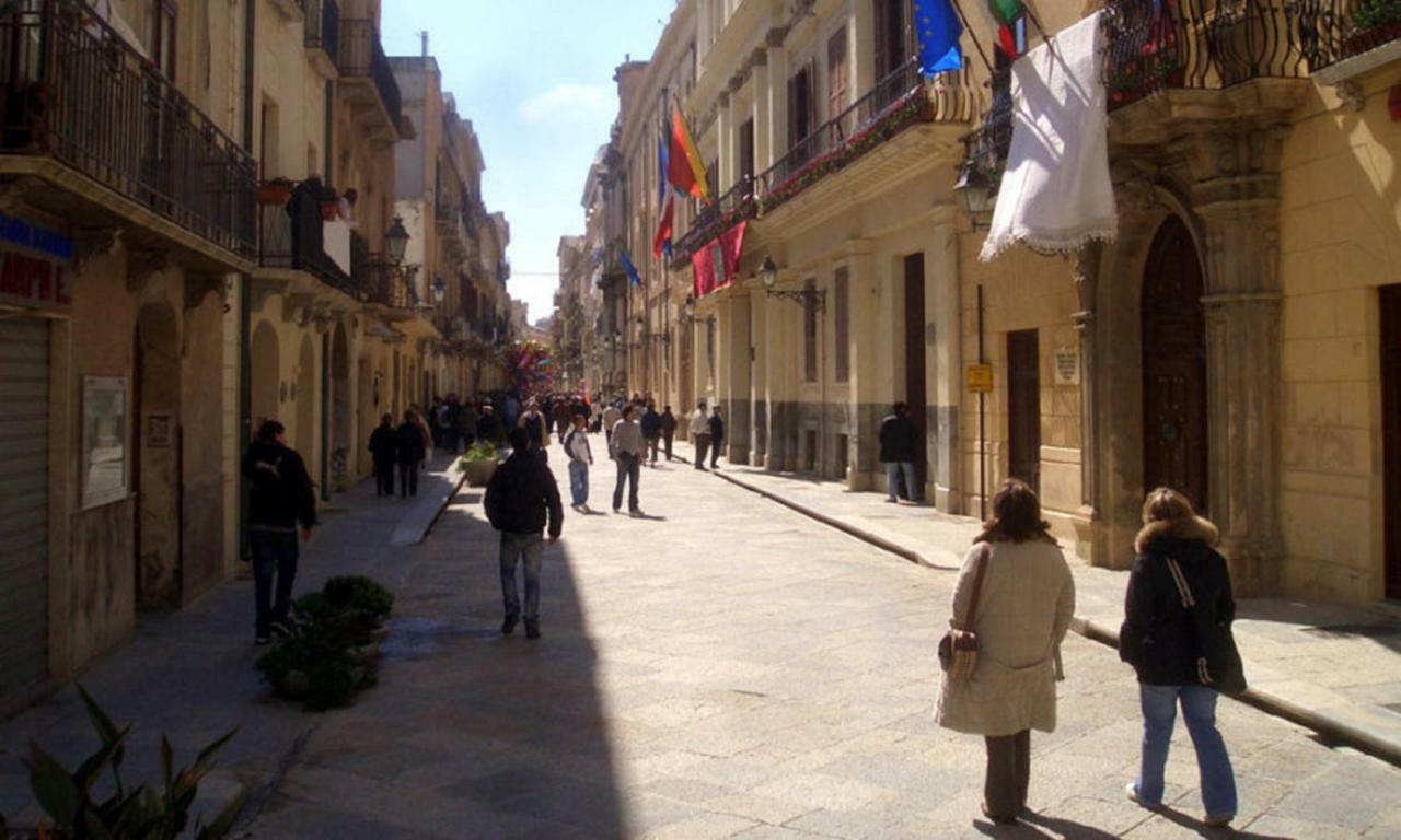 Appartamento Belvedere Trapani Bagian luar foto